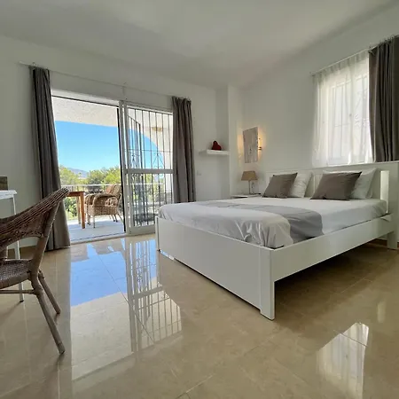 Villa Higuera Nerja Exterior photo